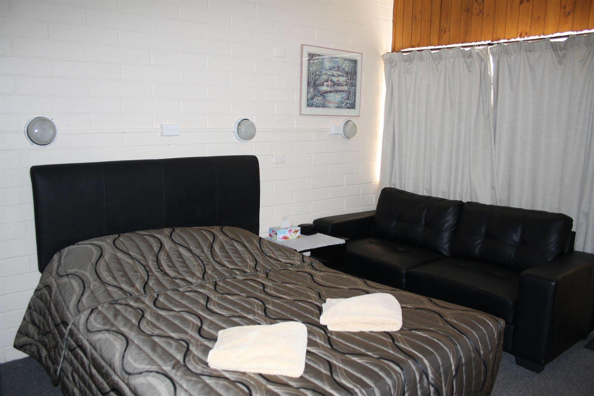 Nhill Oasis Motel Kültér fotó